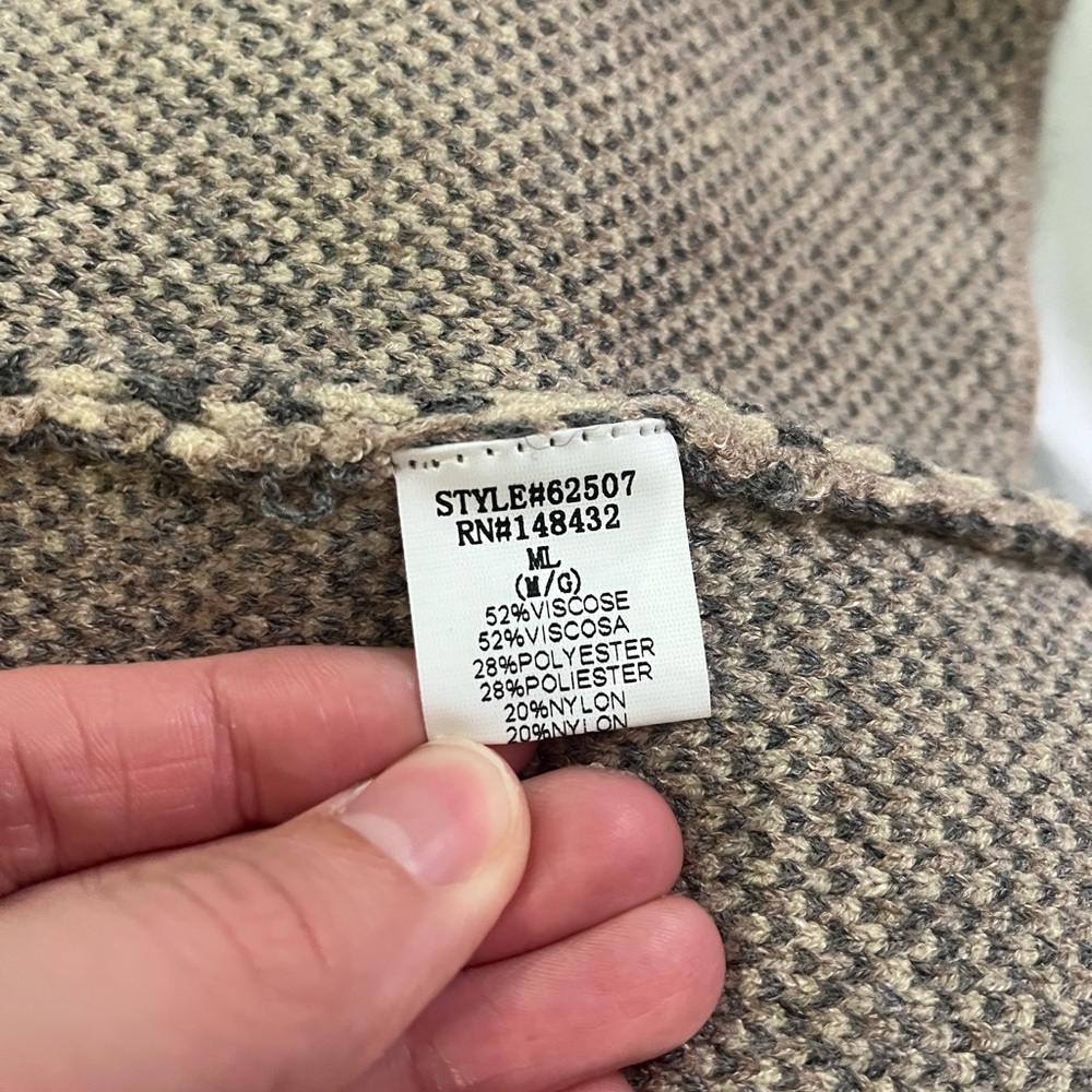 Gorgeous Shacket! - Picture 6 of 11